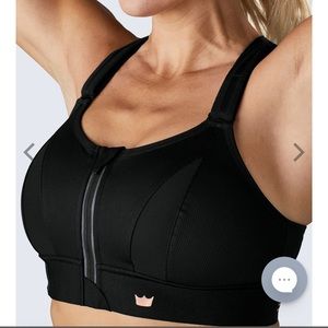 SHEFIT ULTIMATE SPORTS BRA